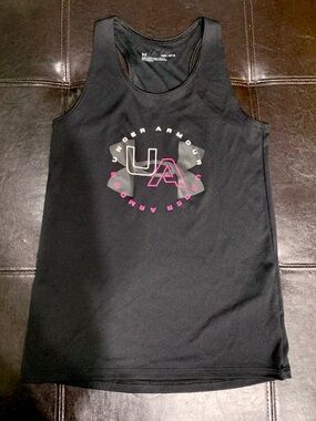 🌈6/$10 Under Armour Black Athletic Tank with Pink Logo Accents